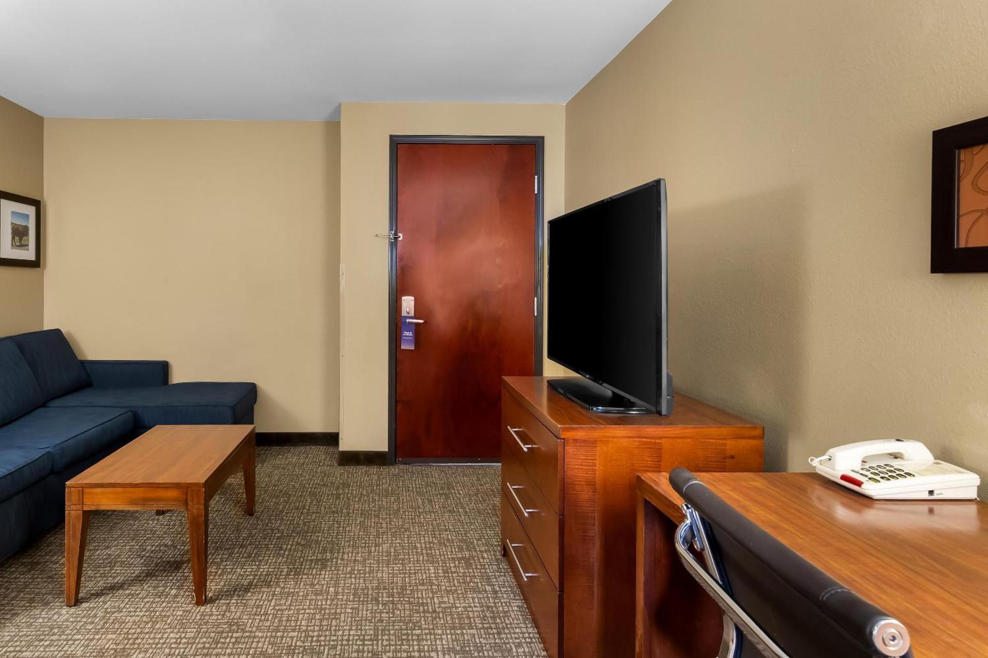 Comfort Suites Yukon - Sw Oklahoma City Exterior photo